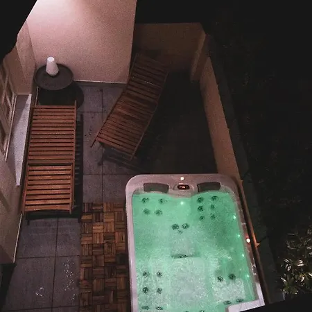Penzion Boutique U Zvonku *