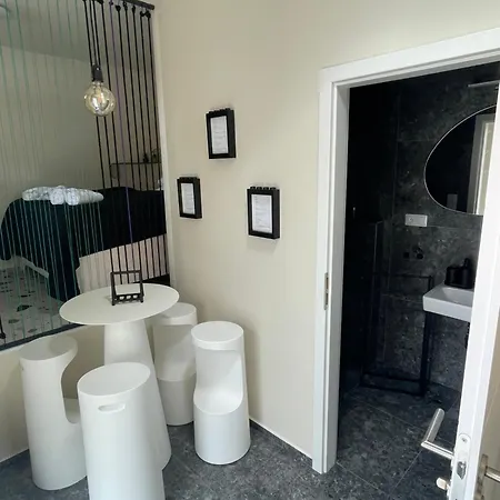 Boutique U Zvonku